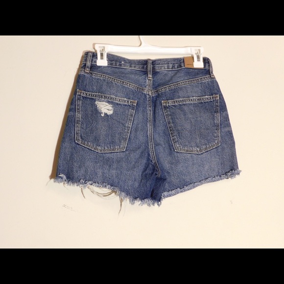 COPY - AMERICAN EAGLE BOYFRIEND SHORTS - Picture 2 of 3